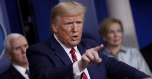 Tramp çinli alimlərin ABŞ-a girişinə qadağa qoydu